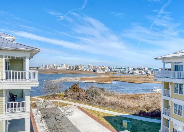 Sunset Island Luxury 3br Unit – Free Linen Package Apartment *