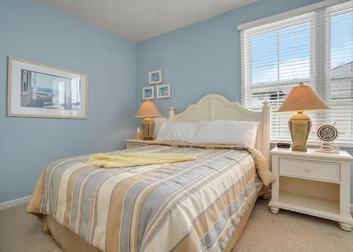 Sunset Island Luxury 3br Unit – Free Linen Package Apartment *