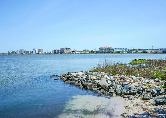 Apartment Sunset Island Luxury 3br Unit – Free Linen Package *