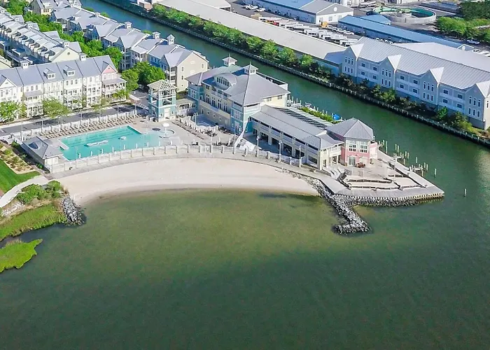 Sunset Island Luxury 3br Unit – Free Linen Package Apartment *